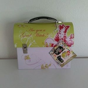 Wizard of Oz Rare Wicked lunchbox Set with salt & pepper shakers